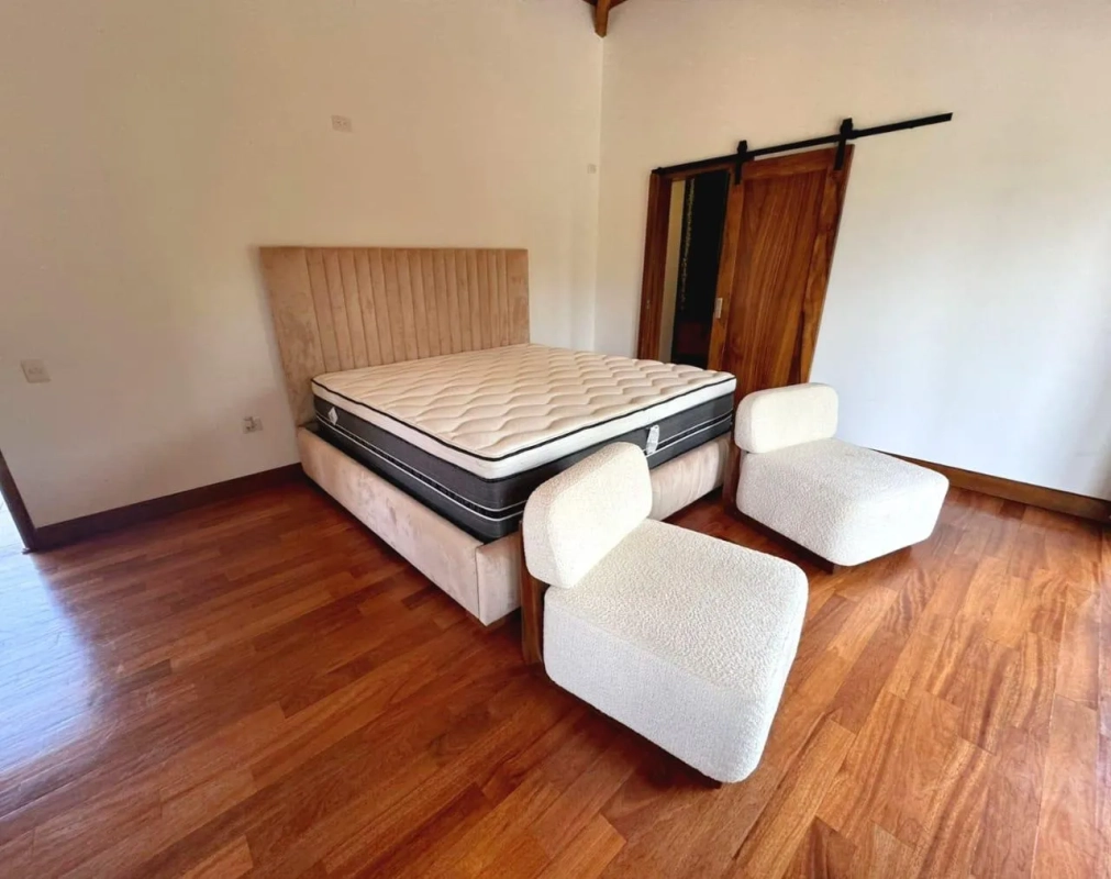 CASA EN VENTA – 📍Club Residencial Los Franciscanos, Antigua Guatemala | Combina lujo y exclusividad en un entorno natural