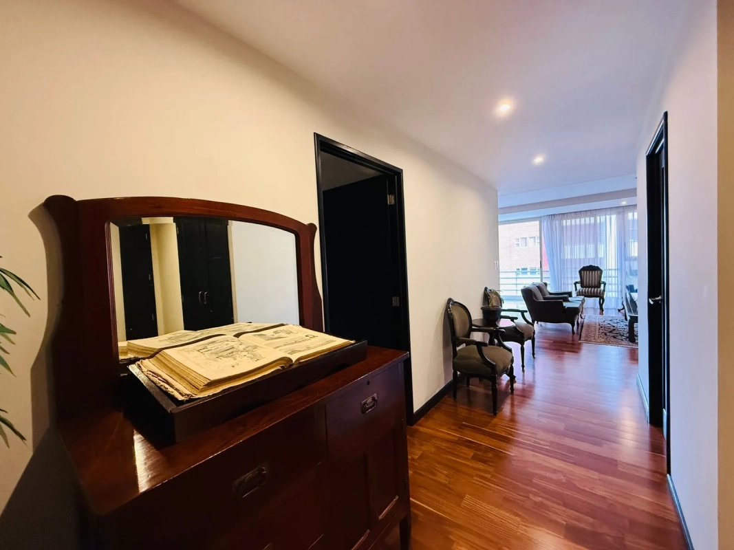 ALQUILER DE AMPLIO Y CÉNTRICO APARTAMENTO – ARIA, ZONA 10
