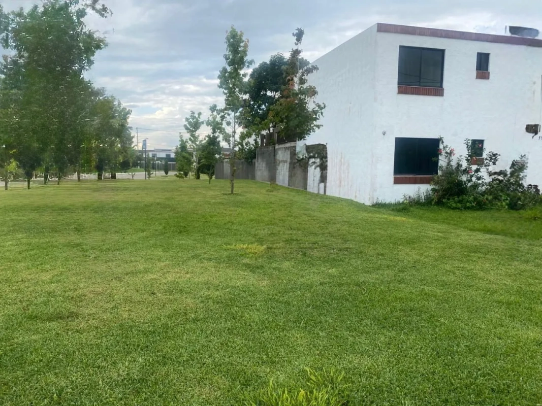CASA EN VENTA EN ZONA 16