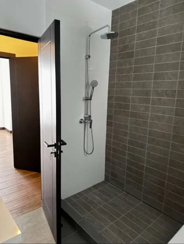 Amplio Apartamento en venta Lirios de Cayala