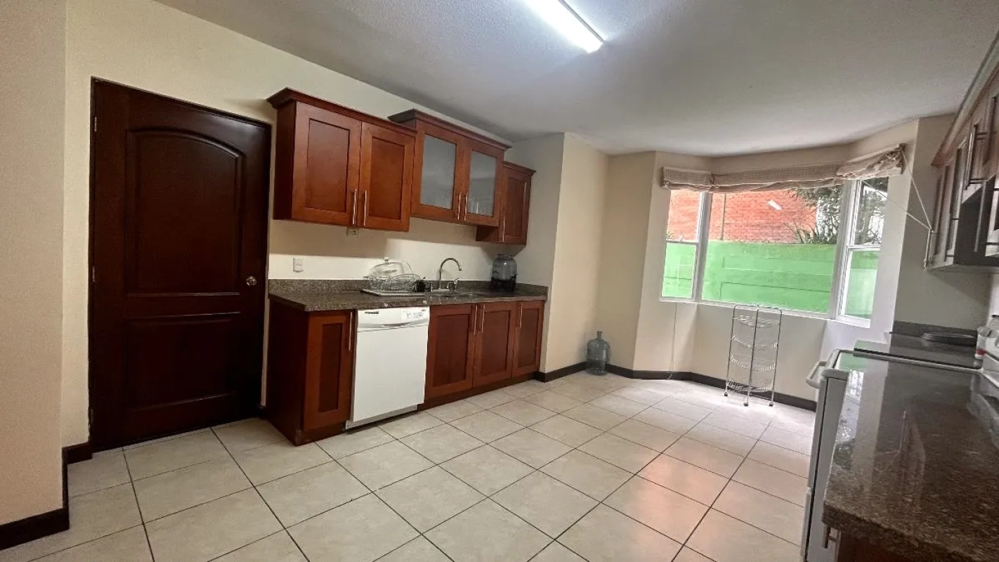 Casa en RENTA en Muxbal