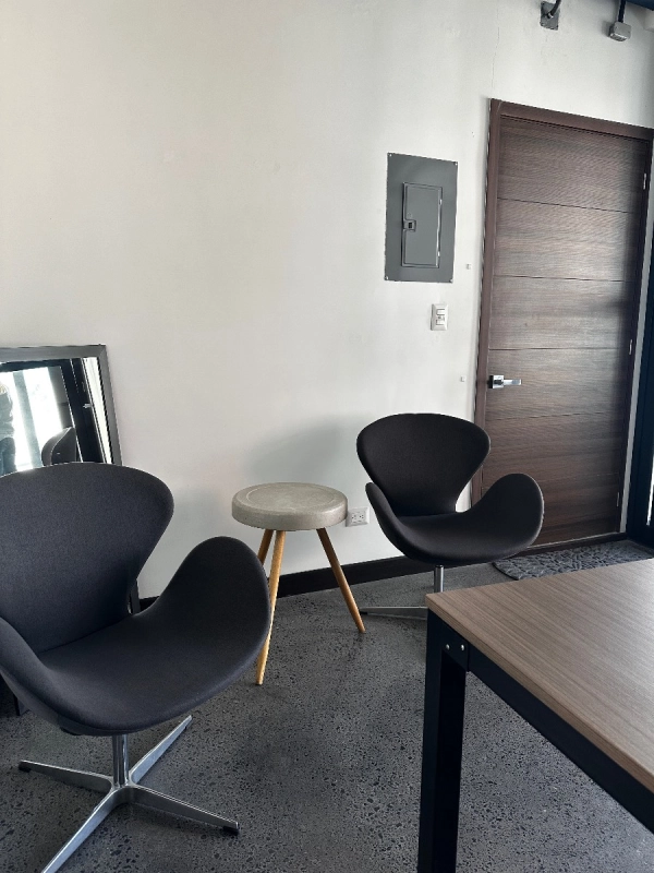 Unio zona 14, Moderna oficina en venta