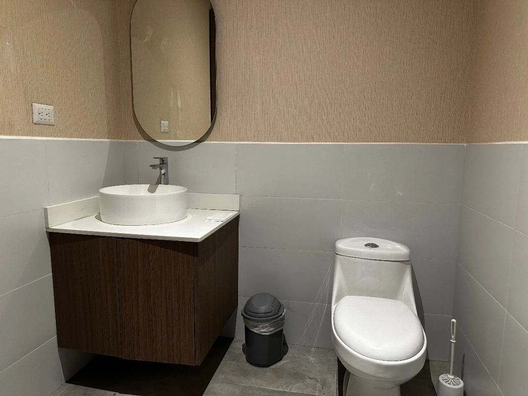 Unio zona 14, Moderna oficina en venta