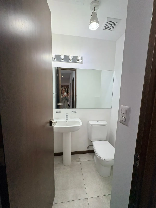 Amplio Apartamento en Casa Acueducto Zona 10