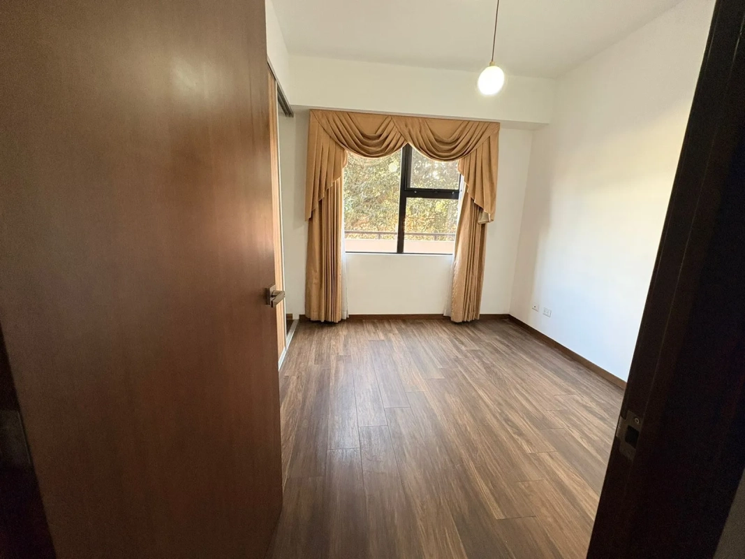 Amplio Apartamento en Casa Acueducto Zona 10