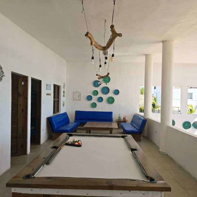 CHALET EN VENTA FRENTE AL MAR EN MONTERRICO