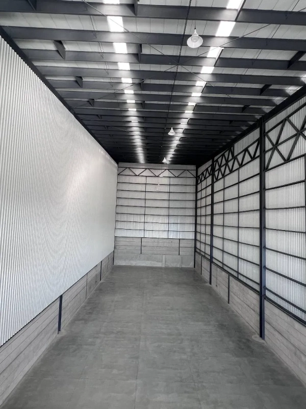 Alquiler de bodega en Naranjo dentro de complejo Industrial