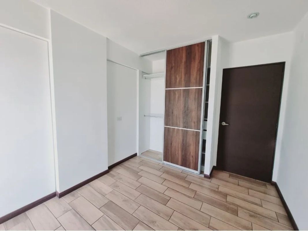 Apartamento en Renta en Torre Asunción Sur zona 5 cdad