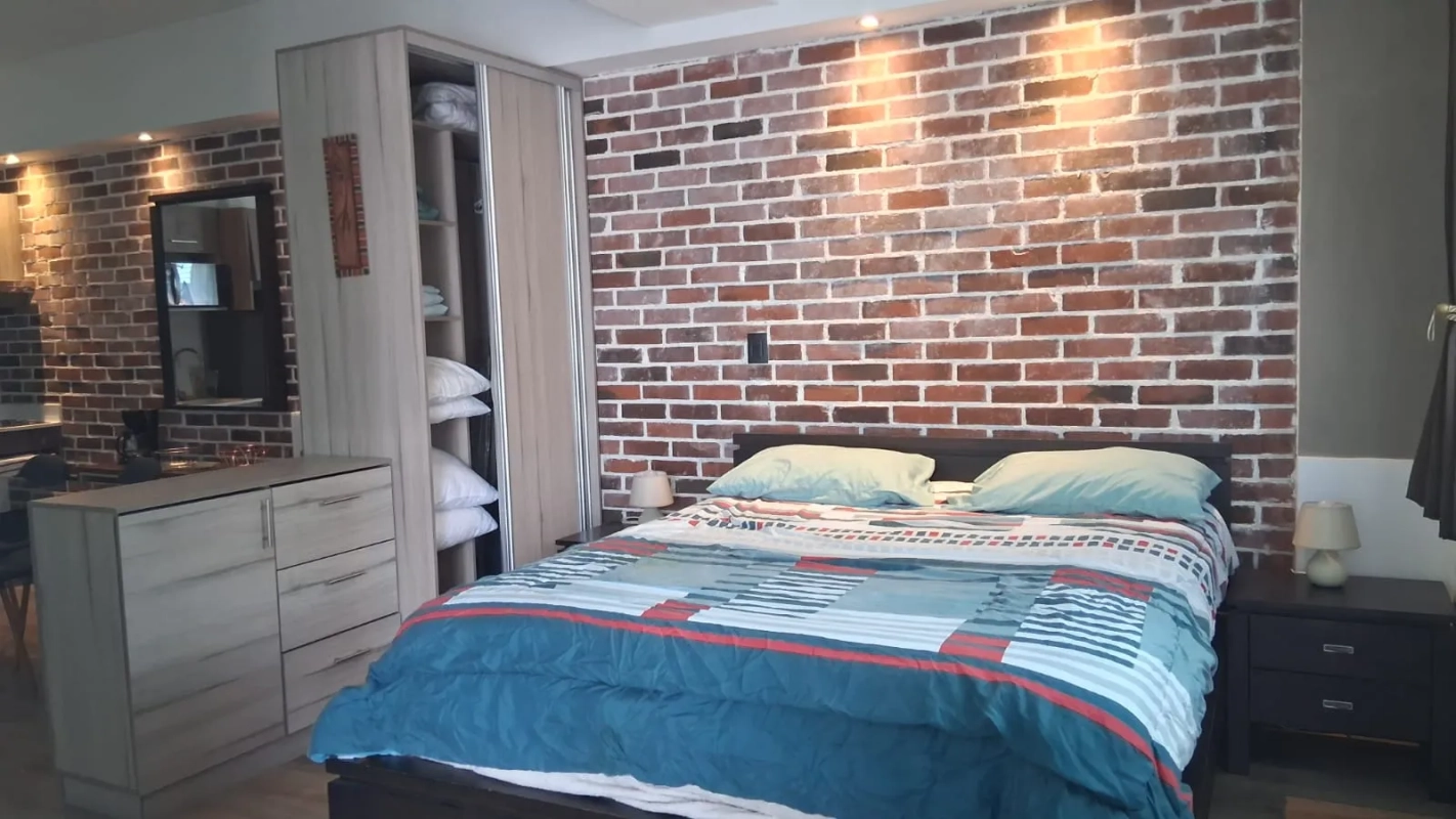 CENTRO VIVO, Zona 1. Apartamento amplio $135,000