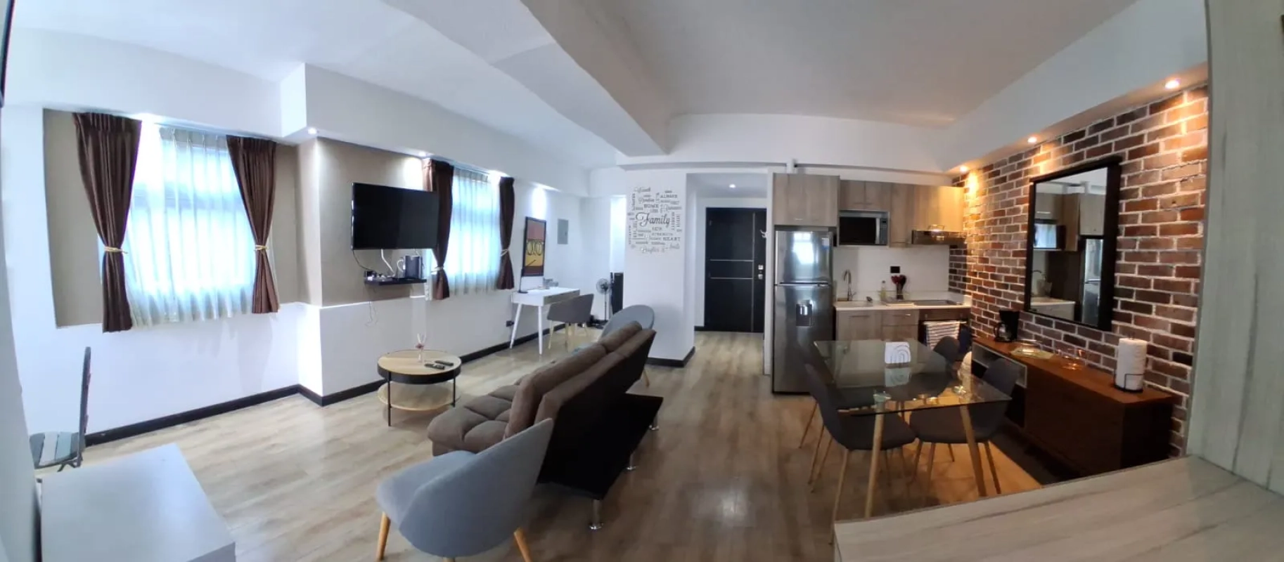 CENTRO VIVO, Zona 1. Apartamento amplio $135,000