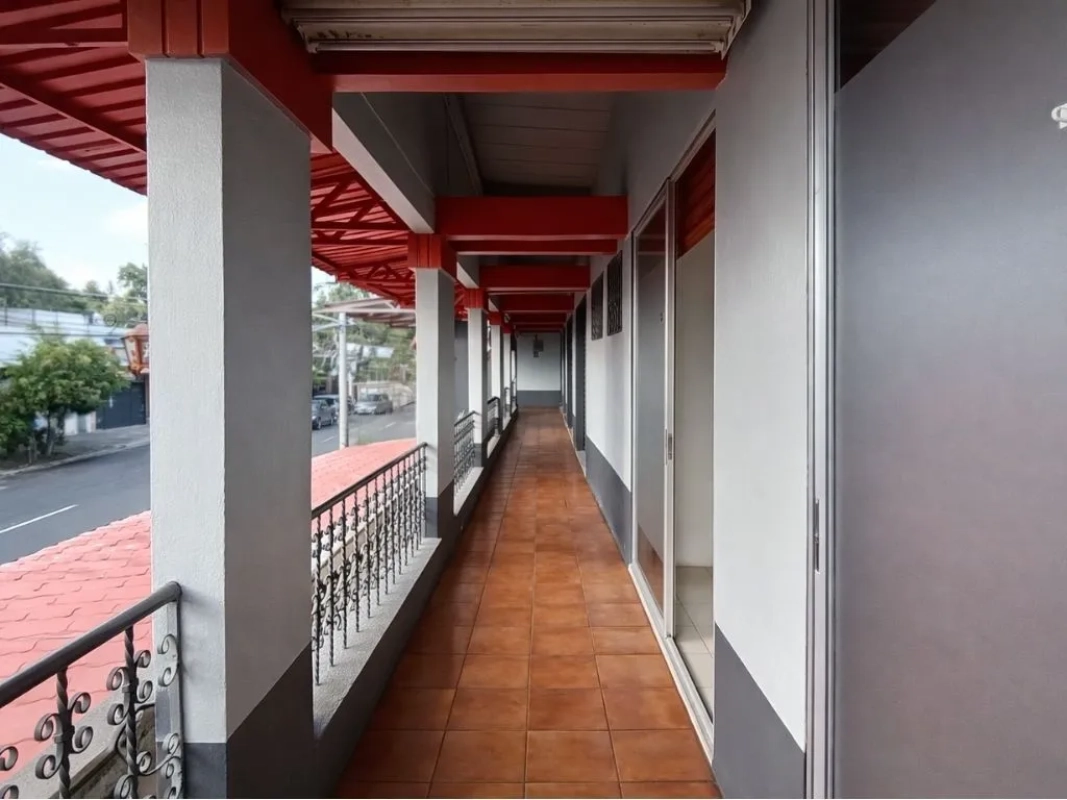 Local en Renta en Plaza Utatlán zona 7 cdad