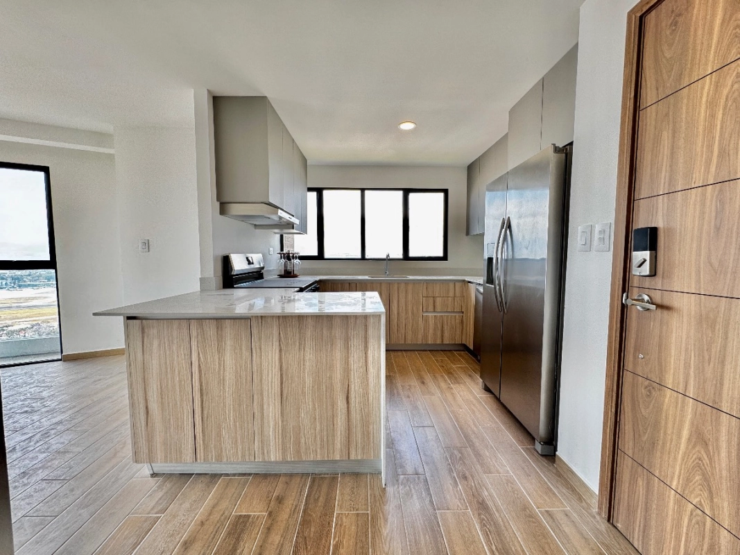 Apartamento en venta para amantes de las vistas y los aviones