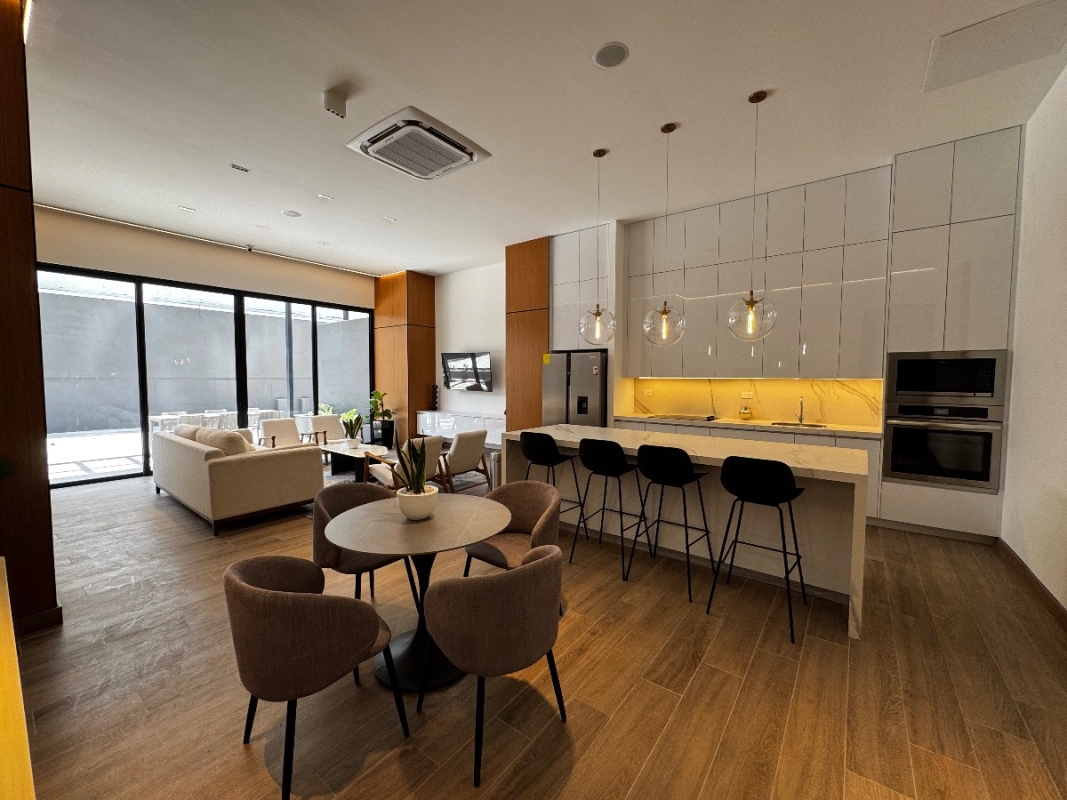 Apartamento en venta para amantes de las vistas y los aviones