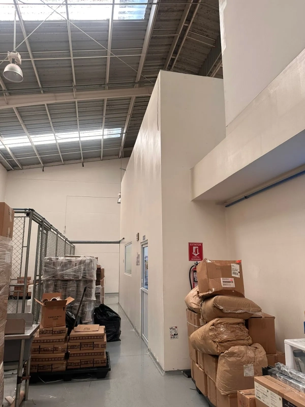 bodega centro de negocio la paz