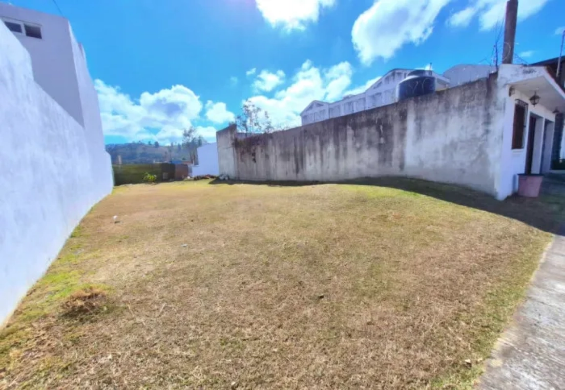 SE VENDE TERRENO RESIDENCIAL EN ZONA 16