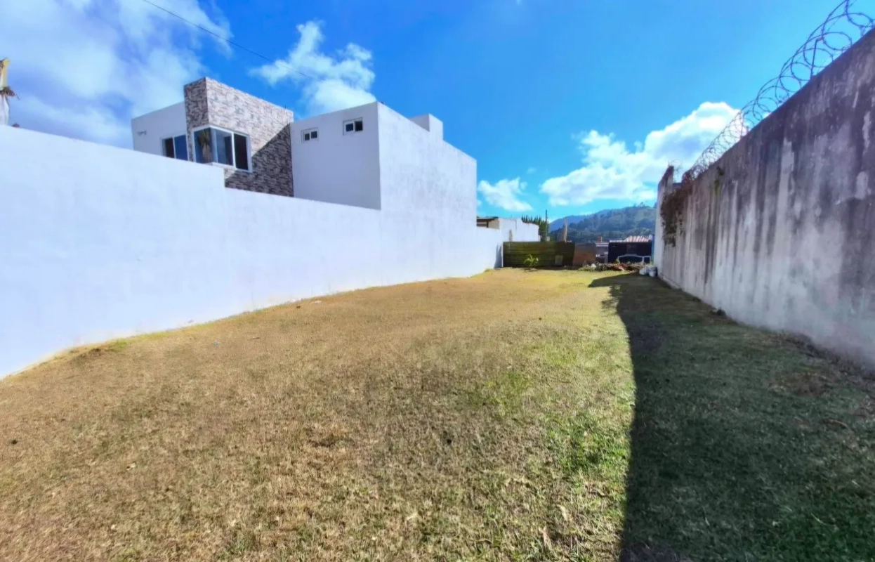 SE VENDE TERRENO RESIDENCIAL EN ZONA 16