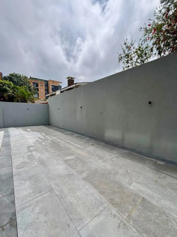 Apartamento en alquiler en Edificio Sama, Zona 15 VH2
