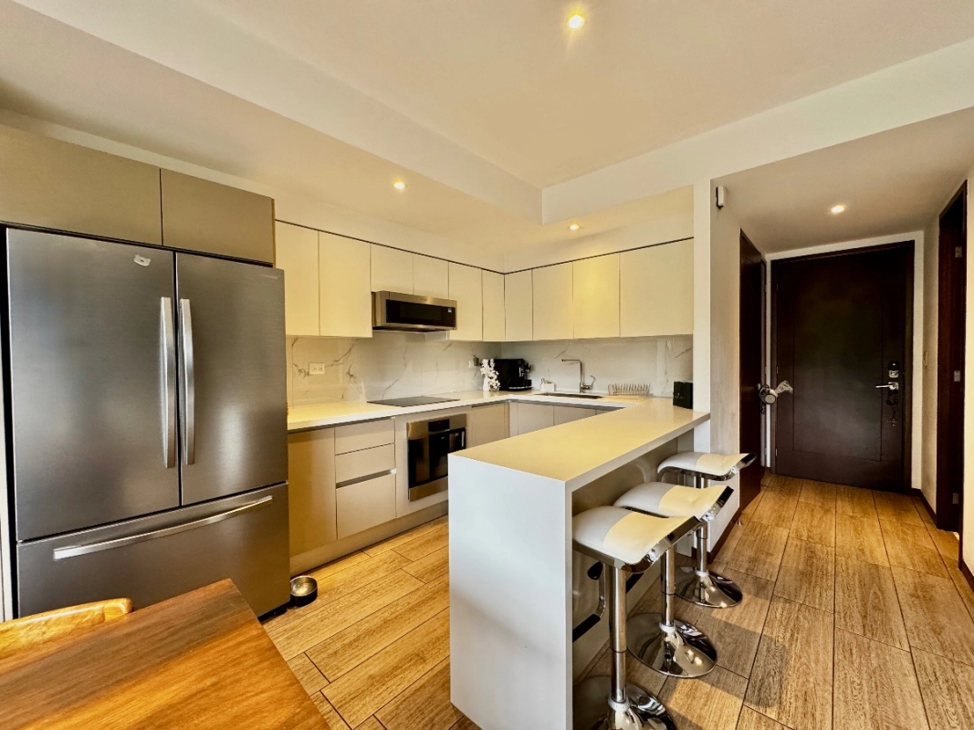 Apartamento de 2 dormitorios en zona 14, amueblado