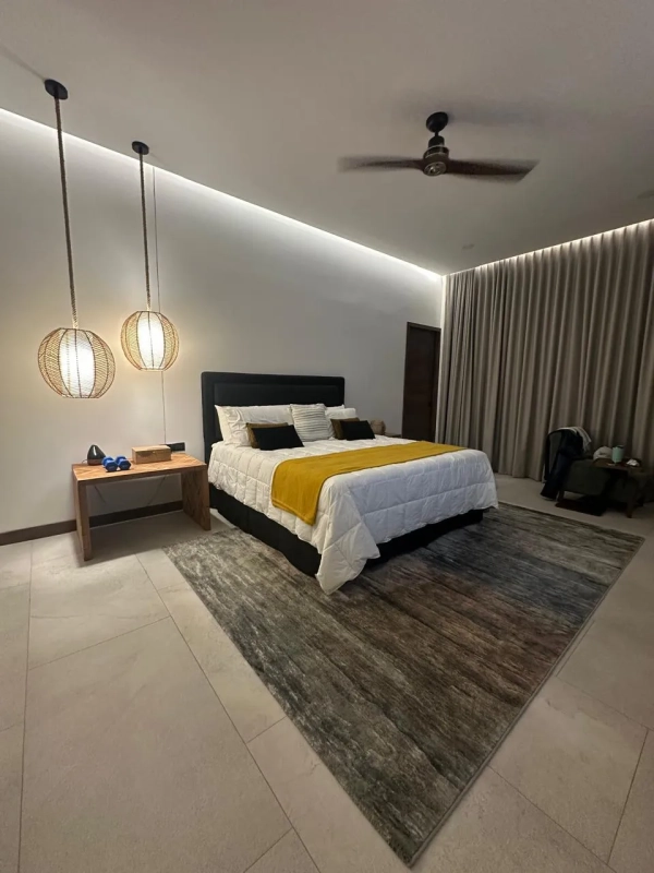 enta de hermosa casa completamente remodelada Casa Manglar Likin Frente a la Reserva Natural de Manglar.