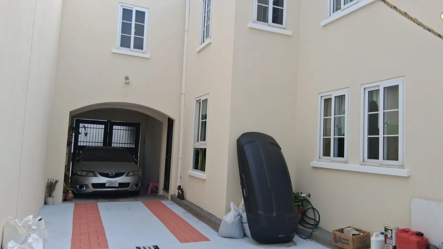 Condado Naranjo, casa totalmente equipada, dentro de Alameda Norte Q13,500