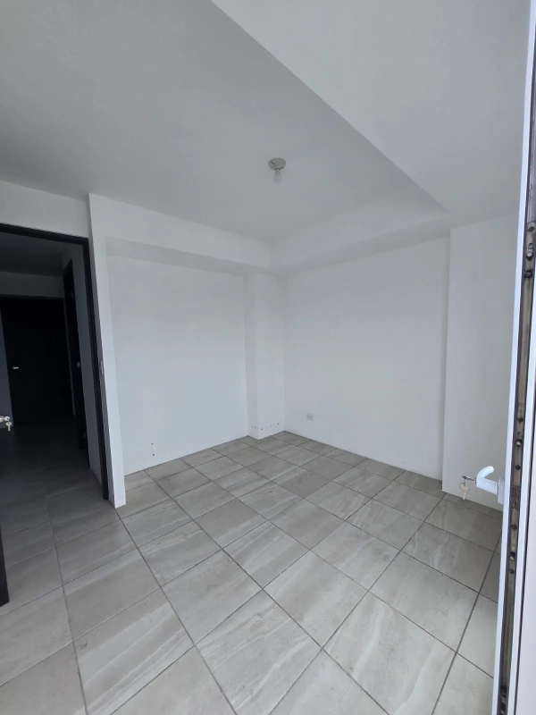 Alquiler de Apartamento en zona 1, Edificio Altea UNO