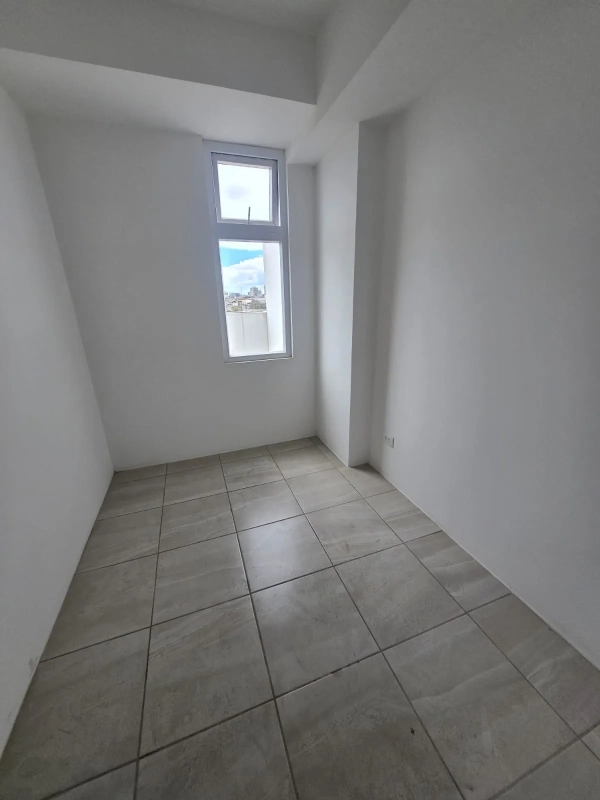 Alquiler de Apartamento en zona 1, Edificio Altea UNO