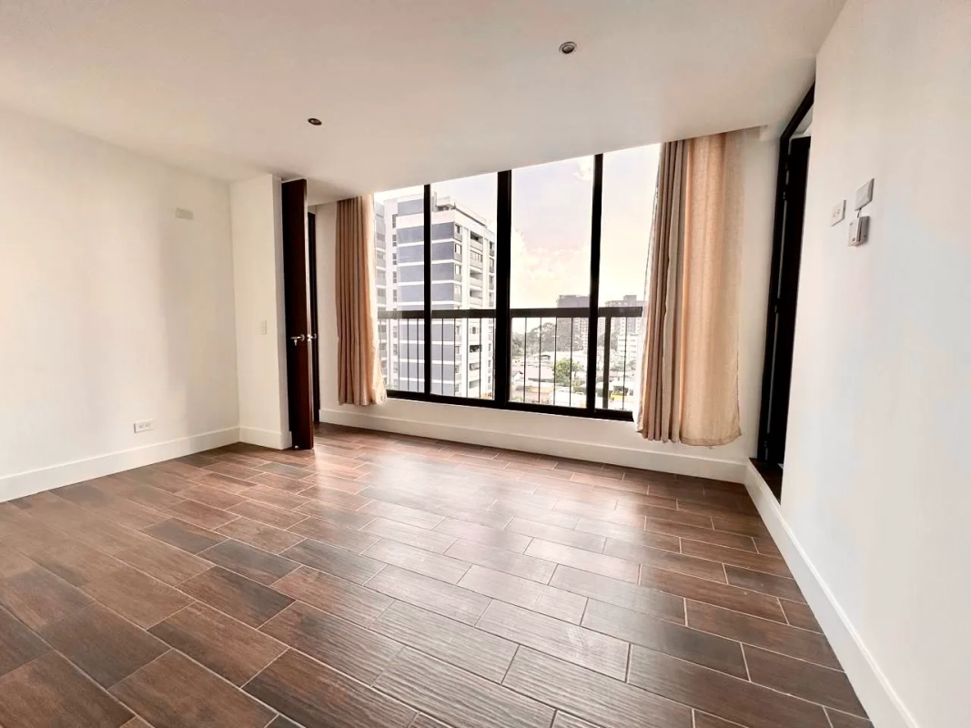 Zona 13 • Apartamento en Venta • Edificio Rosselló