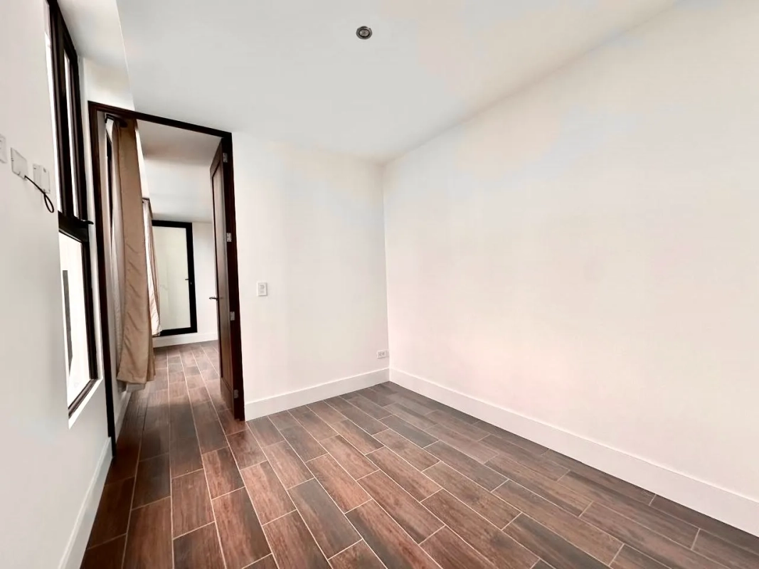 Zona 13 • Apartamento en Venta • Edificio Rosselló