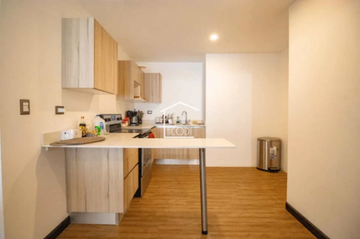 Apartamento con jardín en zona 11