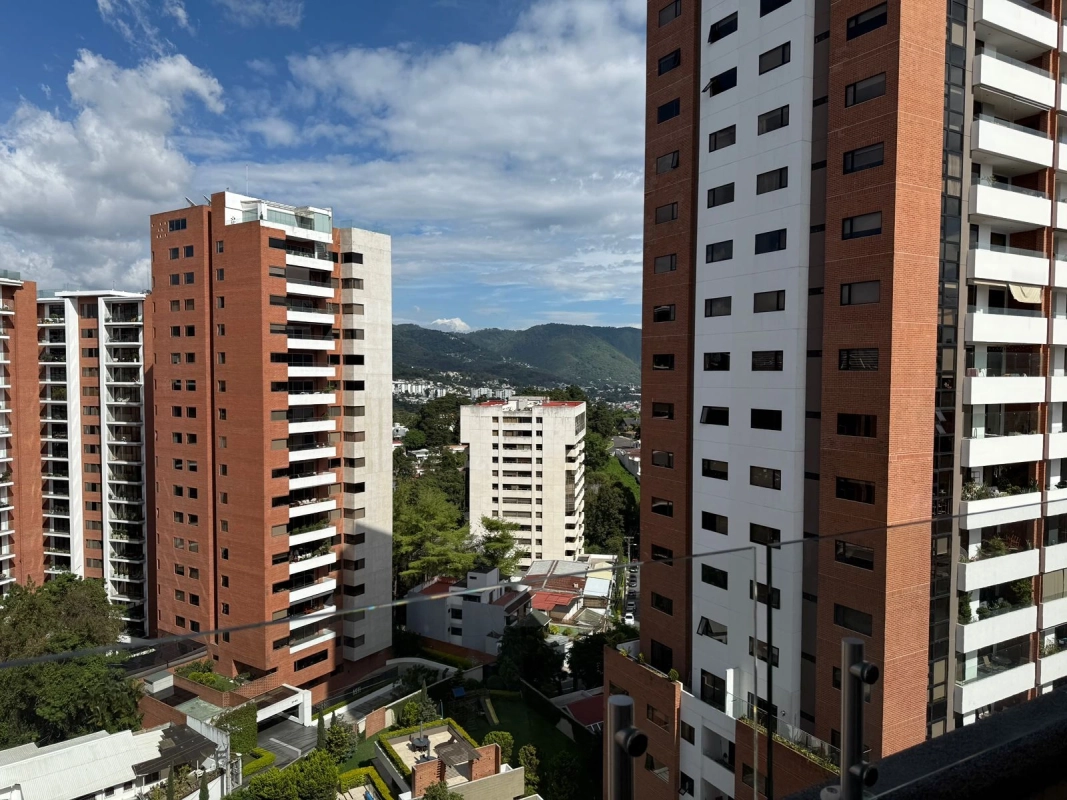 Venta de Apartamento Edificio Bellini Z. 14