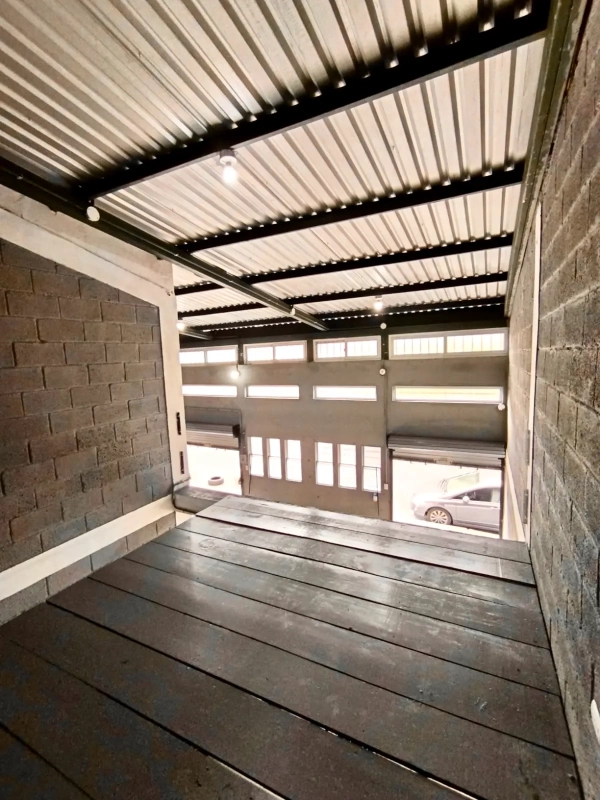 Zona 12 • Bodega en Renta • Colonia La Reformita • 100 M²