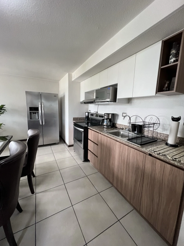 TORRE SANTA ELISA 2 / APARTAMENTO AMUEBLADO DE 3 HABITACIONES EN RENTA