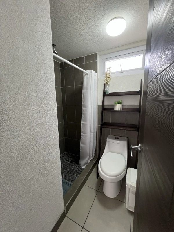 TORRE SANTA ELISA 2 / APARTAMENTO AMUEBLADO DE 3 HABITACIONES EN RENTA