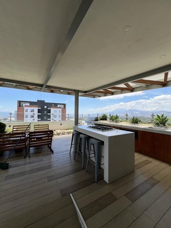 TORRE SANTA ELISA 2 / APARTAMENTO AMUEBLADO DE 3 HABITACIONES EN RENTA