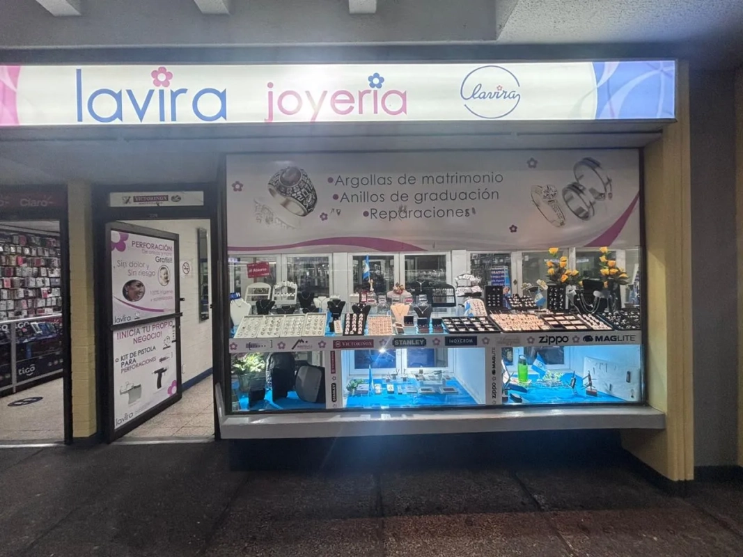 📍 LOCAL EN ALQUILER – GRAN CENTRO COMERCIAL | ZONA 4