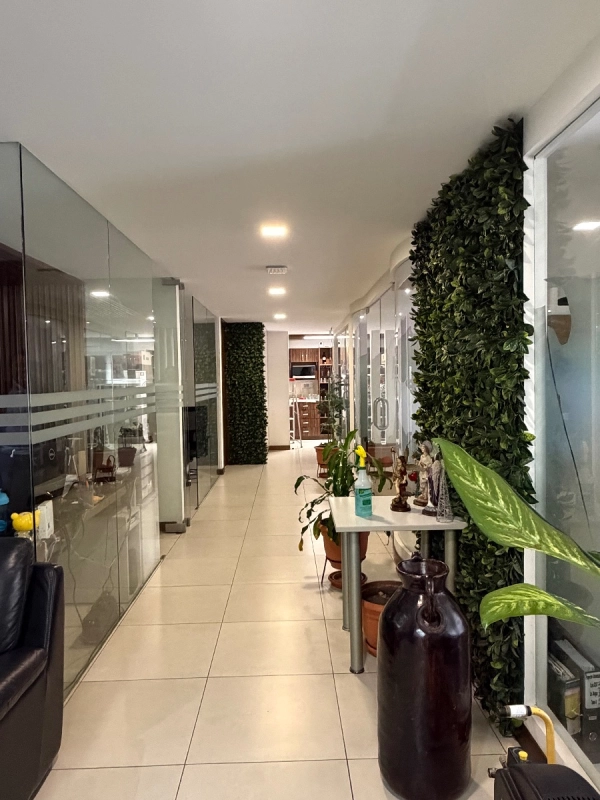 GEMINIS 10 – OFICINA EN RENTA – ZONA 10 (FRENTE A AVIA)