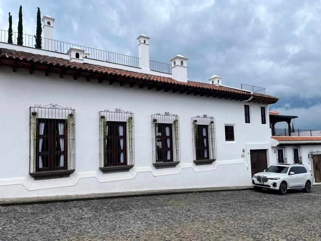 𝗩𝗘𝗡𝗧𝗔 | Preciosa Casa Exclusiva en Hacienda del Comendador
