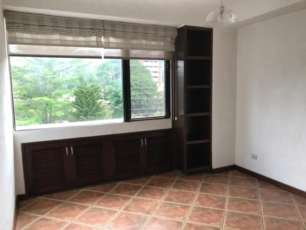 Amplio apartamento en alquiler Vista Hermosa I