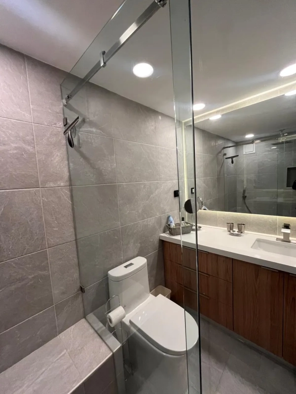 Amplio apartamento en alquiler Vista Hermosa I