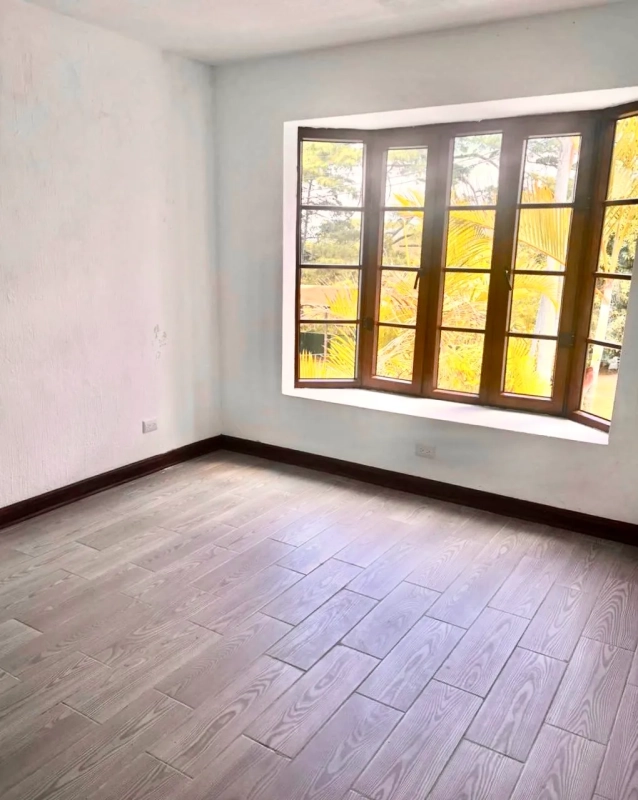 Zona 16 • Casa en Renta • Condominio Vista al Bosque