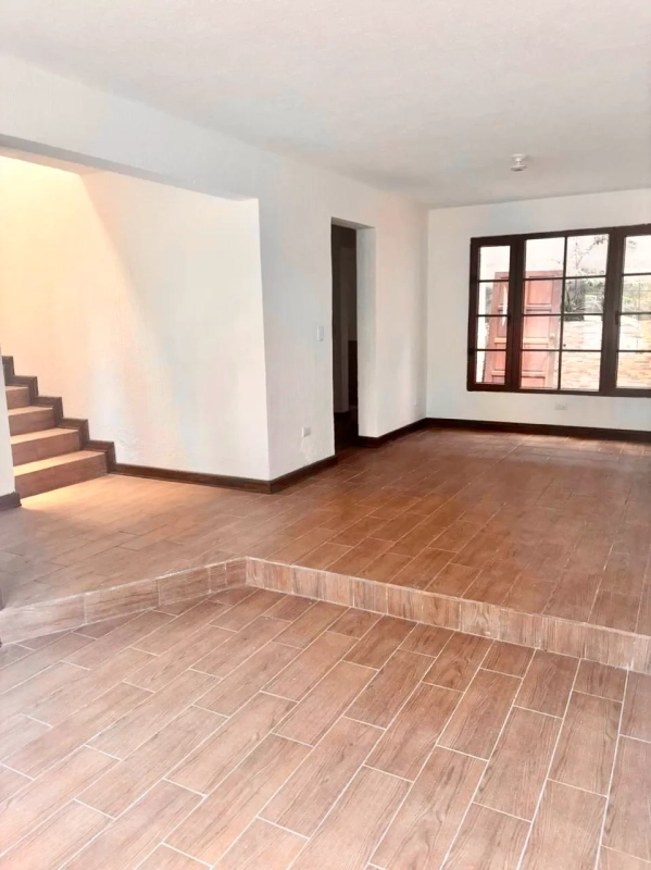 Zona 16 • Casa en Renta • Condominio Vista al Bosque