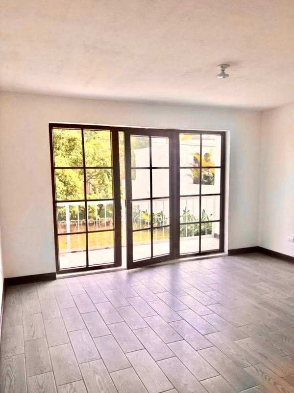 Zona 16 • Casa en Renta • Condominio Vista al Bosque