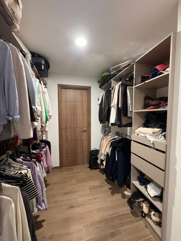 Apartamento en Venta Edificio Parque 14, zona 14 N14 / EN DIRECTO 02