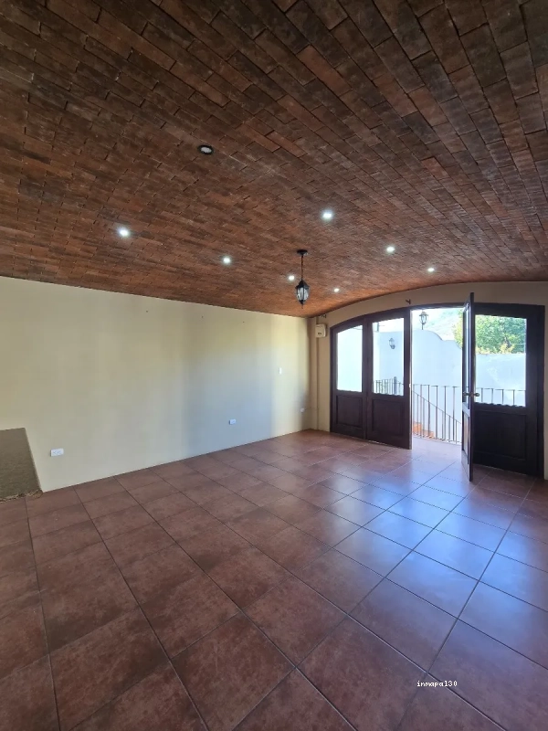 Se Vende en Antigua, Bella Vista Jocotenango. - Miniatura 10
